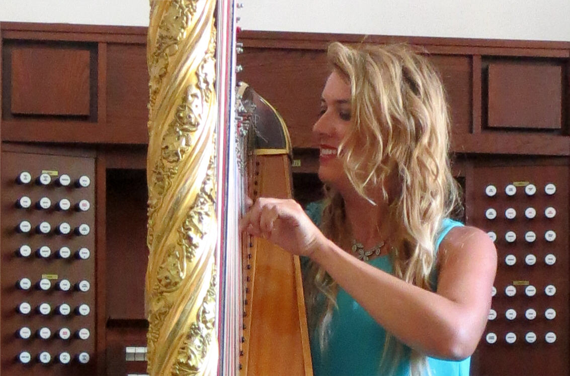 sara terzano harpist